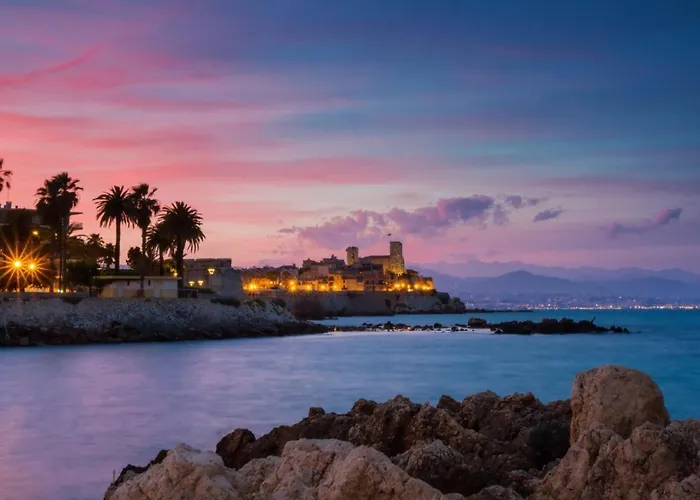 Διαμέρισμα Modern 60m2 With 2 Balconies, At 50 Meters From Sea