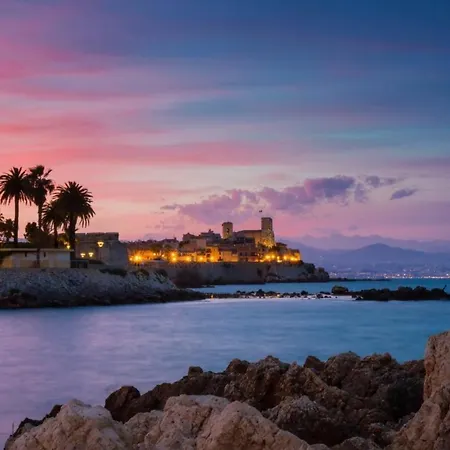 Apartment Modern 60m2 With 2 Balconies, At 50 Meters From Sea