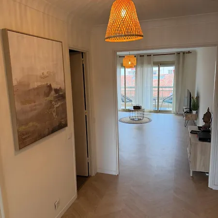 Apartment Modern 60m2 With 2 Balconies, At 50 Meters From Sea Antibes