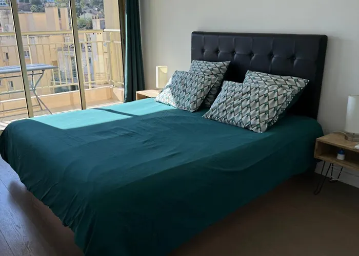 Modern 60m2 With 2 Balconies, At 50 Meters From Sea Apartment *